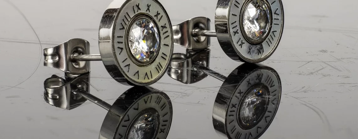 pfi-A-Comparison-of-Different-Diamond-Cuts-for-Mens-Earrings-Studs-03112023