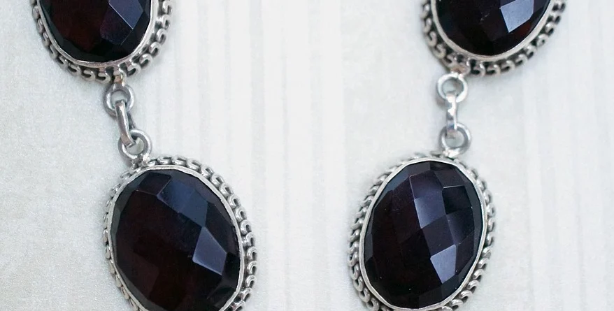 pfi-All-about-January-Birthstone-Garnet-Tsavorite-Garnet-03112023