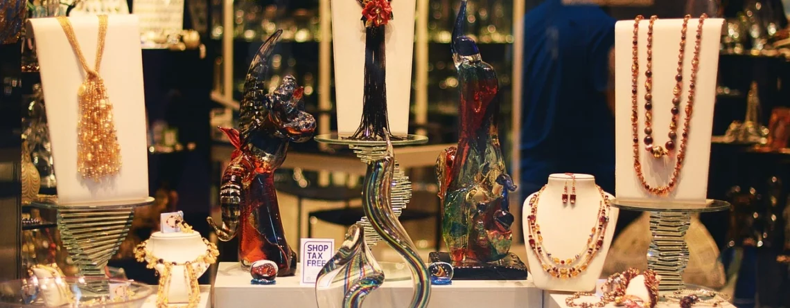 Navigating-the-Best-Jewelry-Stores-in-Singapore-16112023