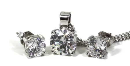 pfi-Shine-Bright-A-Guide-to-Womens-Diamond-Stud-Earrings-03112023