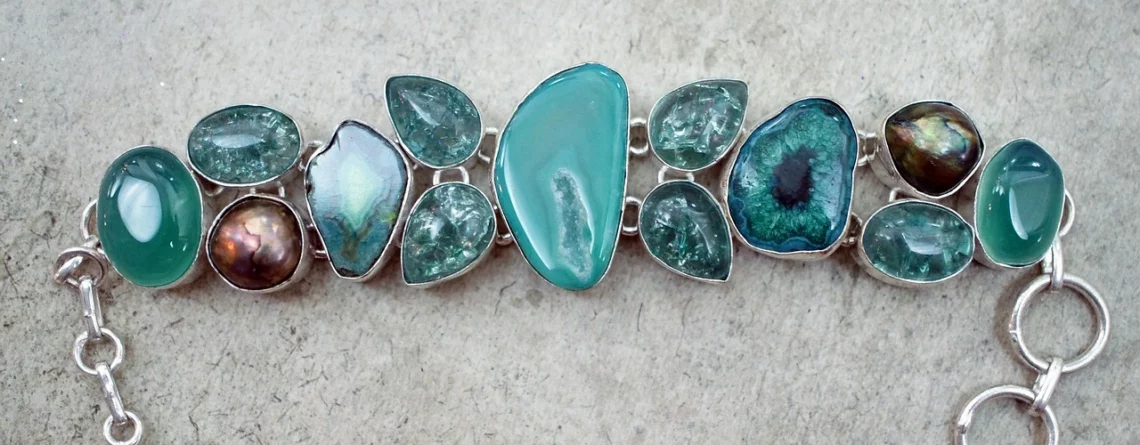 pfi-Top-sites-to-Buy-the-Latest-Gems-Online-16112023