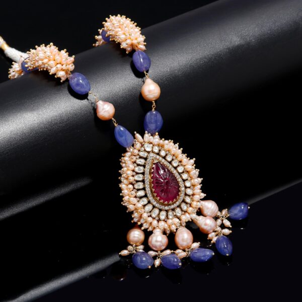 silver pearl necklace