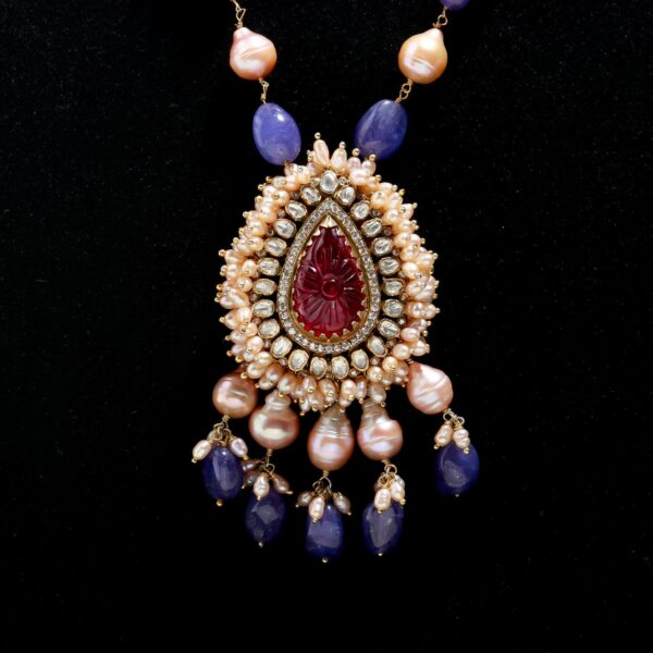 silver pearl necklace